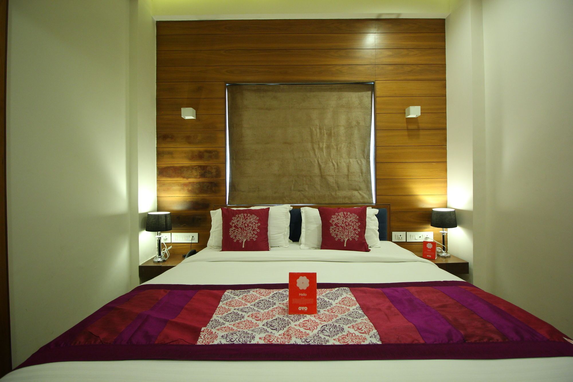 Oyo 8992 Hotel Kyra アーメダバード エクステリア 写真