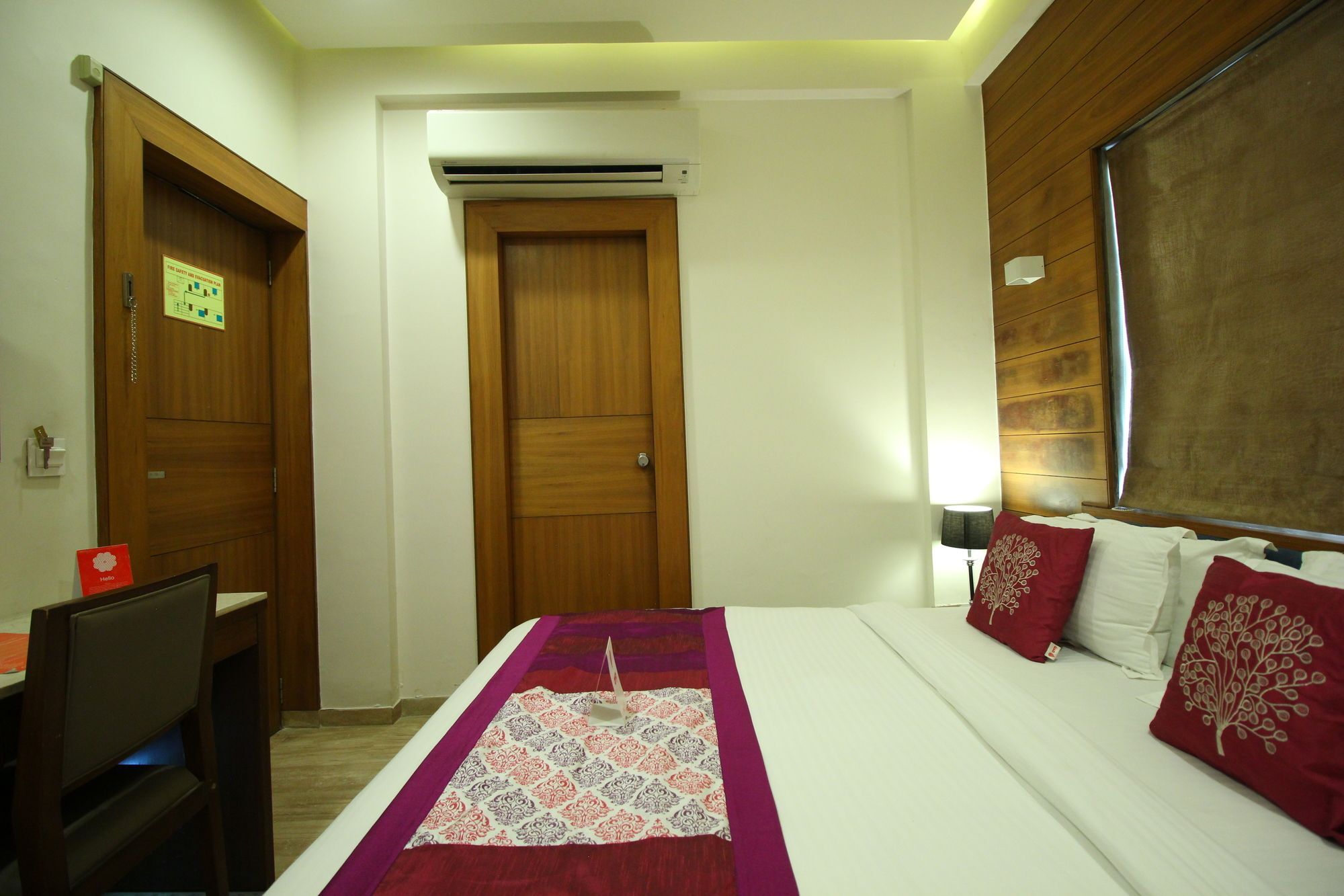 Oyo 8992 Hotel Kyra アーメダバード エクステリア 写真